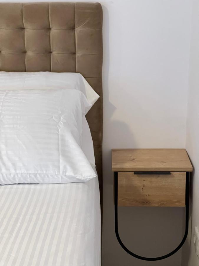 Zani Boutique Hotel Призрен Экстерьер фото