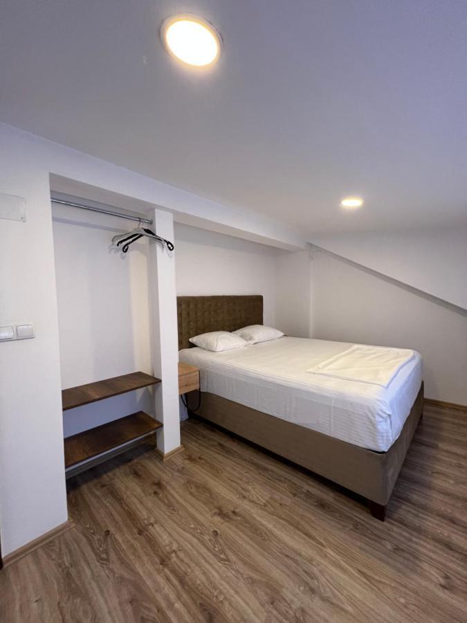 Zani Boutique Hotel Призрен Экстерьер фото