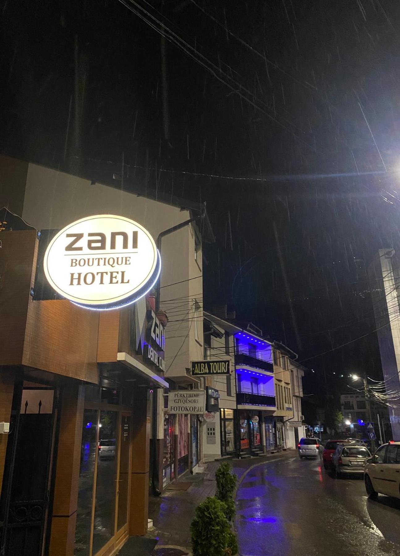 Zani Boutique Hotel Призрен Экстерьер фото